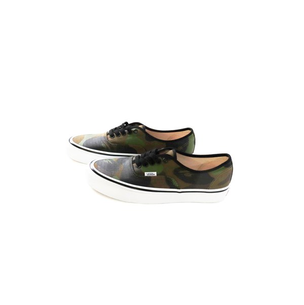 Men's A BATHING APE Bape X Vans 1st Camo Authentic Low Sneakers Army Green | VKS569831